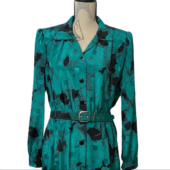 Nu-Mode Dresses & Skirts - Vintage Turquoise Button Down Dress